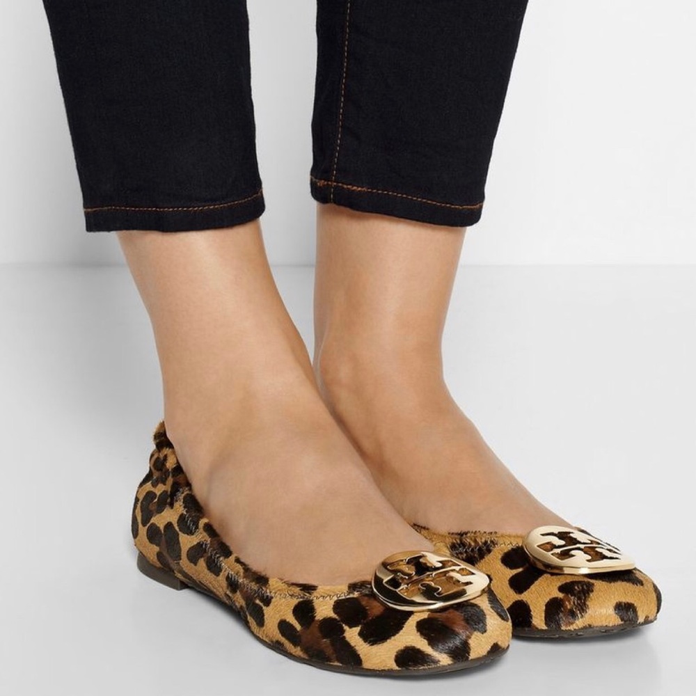 Tory Burch Reva Leopard calf hair ballet flat sz 6